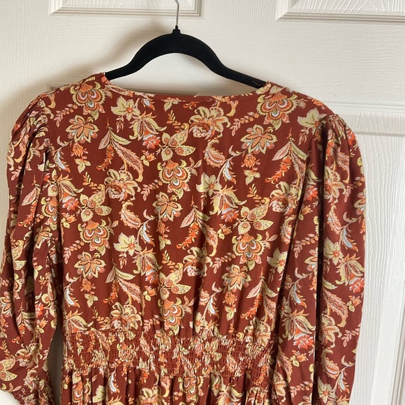 Lark + Grey women’s Floral V-Neck Dress size large - Picture 6 of 9